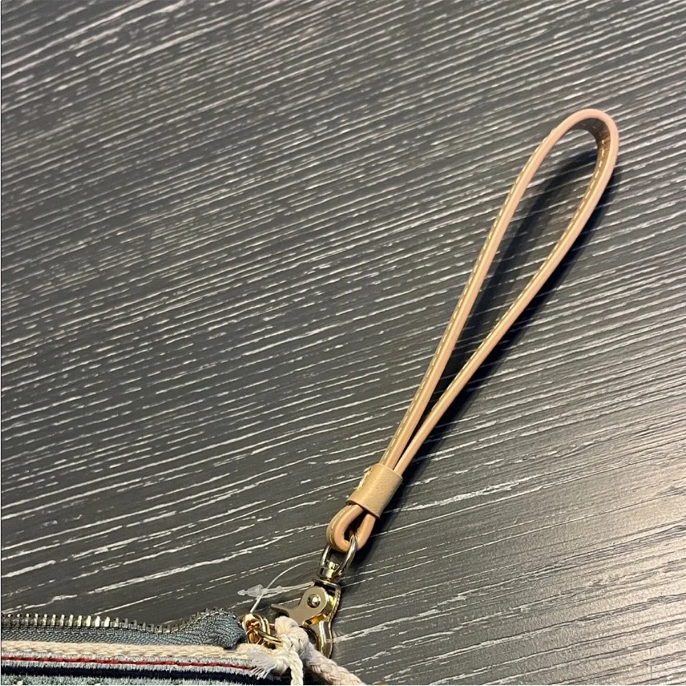 Spartina 449 Floral Embroidered wristlet Bag - Picture 6 of 8